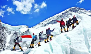 Tips Mendaki Gunung Everest untuk Keselamatan Pendaki